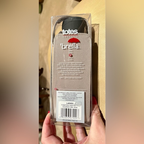 Totes Umbrella - Picture 2 of 4